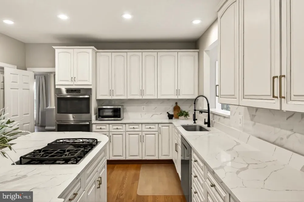 5841 SADDLE DOWNS PLACE Centreville, VA 20120