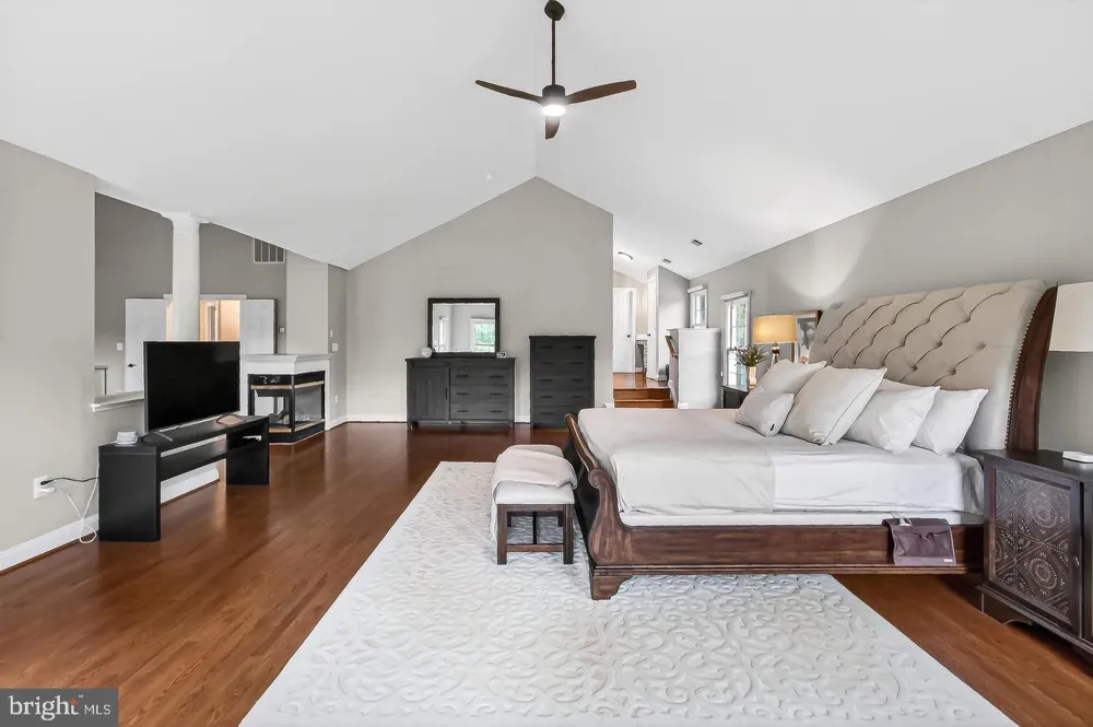 5841 SADDLE DOWNS PLACE Centreville, VA 20120