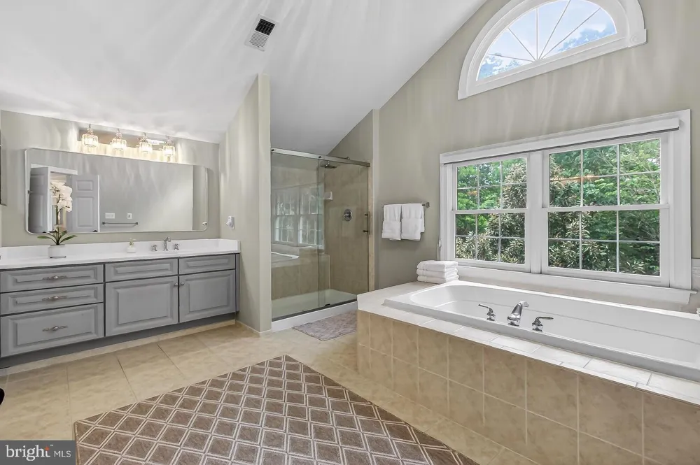 5841 SADDLE DOWNS PLACE Centreville, VA 20120