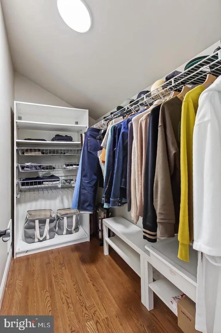 5841 SADDLE DOWNS PLACE Centreville, VA 20120
