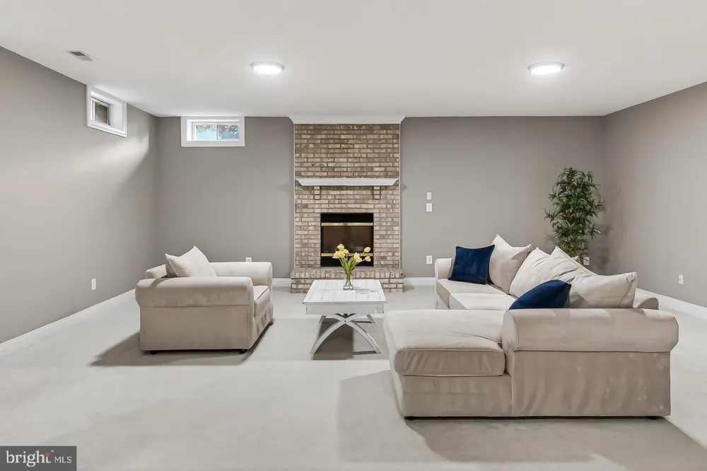 5841 SADDLE DOWNS PLACE Centreville, VA 20120