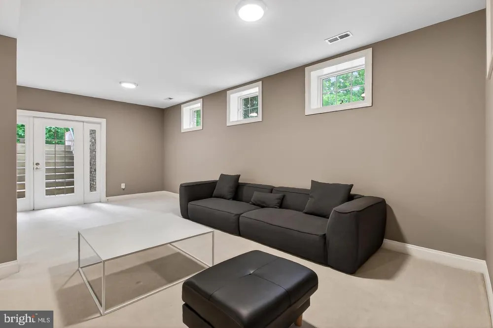 5841 SADDLE DOWNS PLACE Centreville, VA 20120