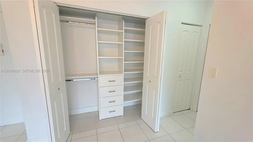 1985 S Ocean Dr #10N Hallandale Beach, FL 33009