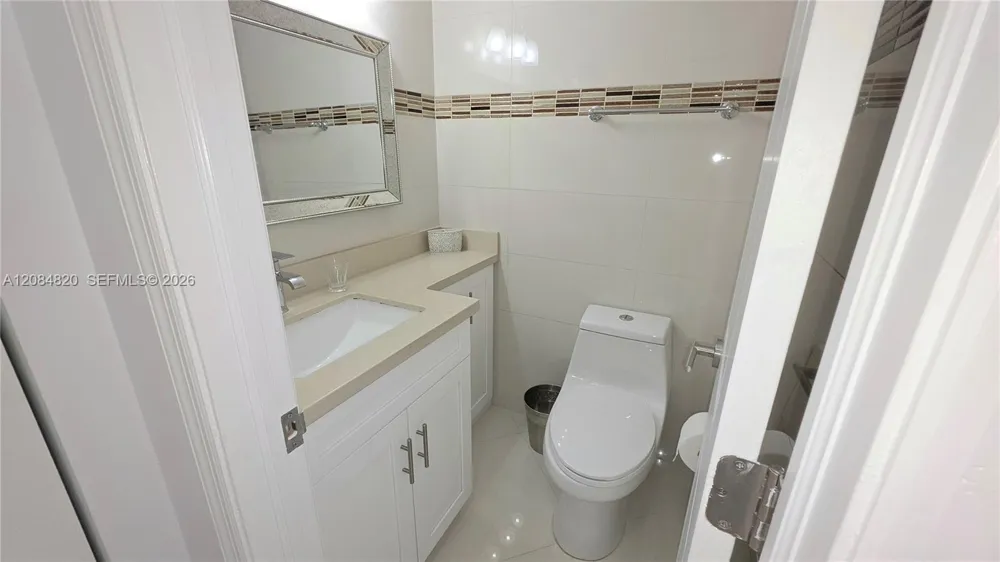 1985 S Ocean Dr #10N Hallandale Beach, FL 33009