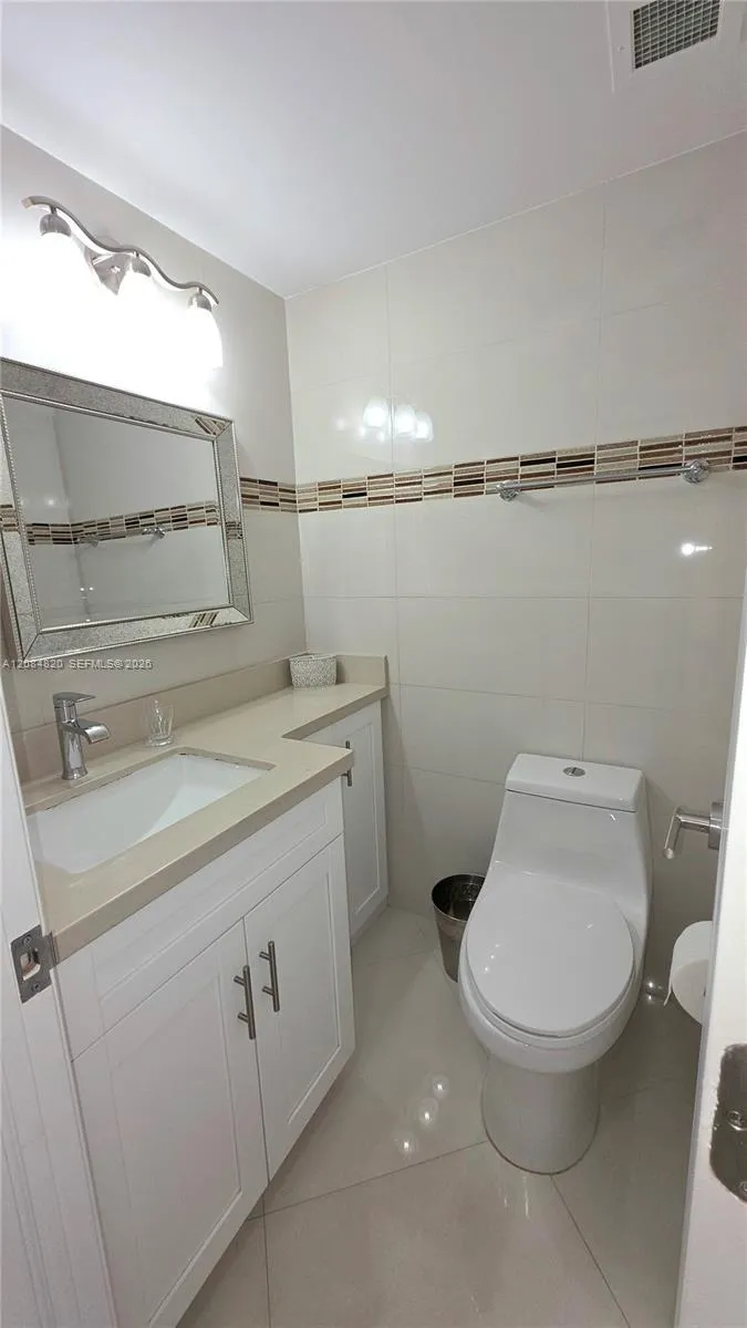 1985 S Ocean Dr #10N Hallandale Beach, FL 33009