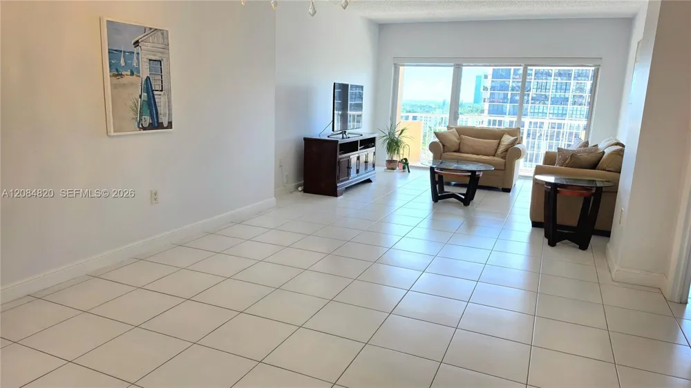 1985 S Ocean Dr #10N Hallandale Beach, FL 33009