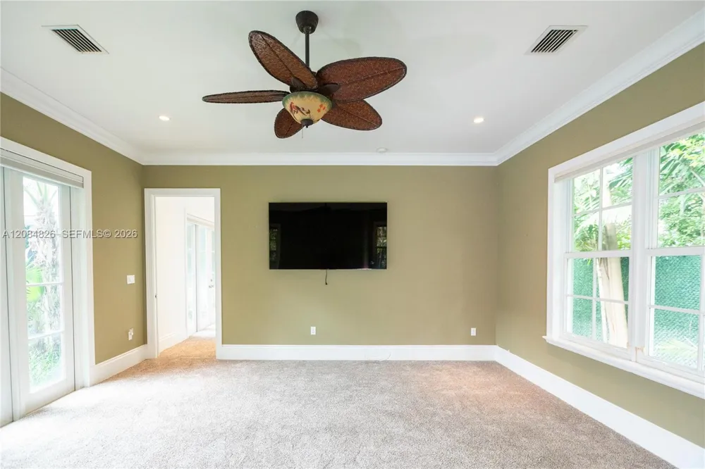 6500 SW 85th St Miami, FL 33143