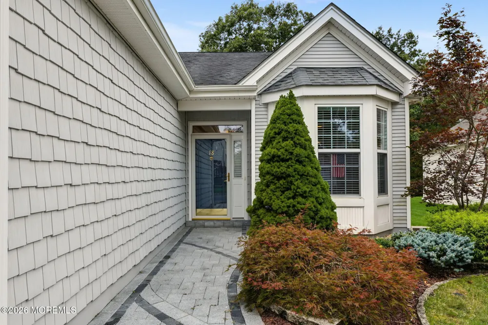 18 Blyth Lane Jackson, NJ 08527