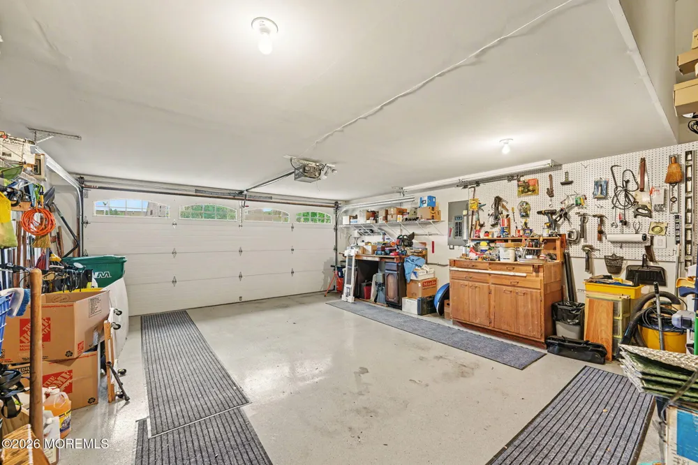 18 Blyth Lane Jackson, NJ 08527