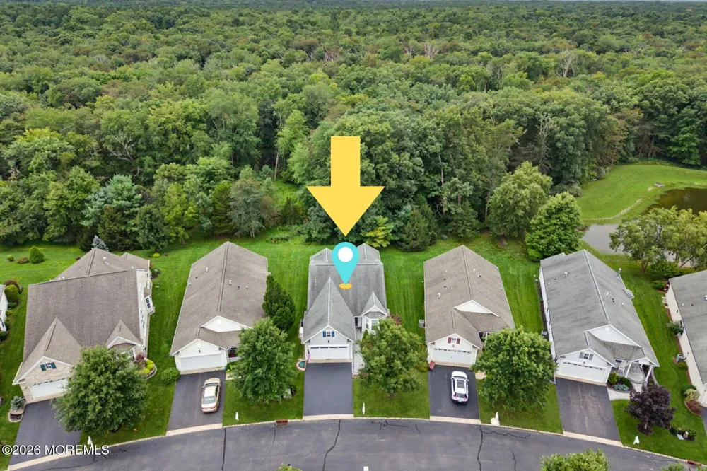 18 Blyth Lane Jackson, NJ 08527