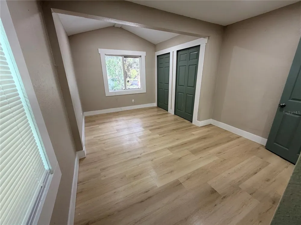 1617 43RD STREET S St Petersburg, FL 33711