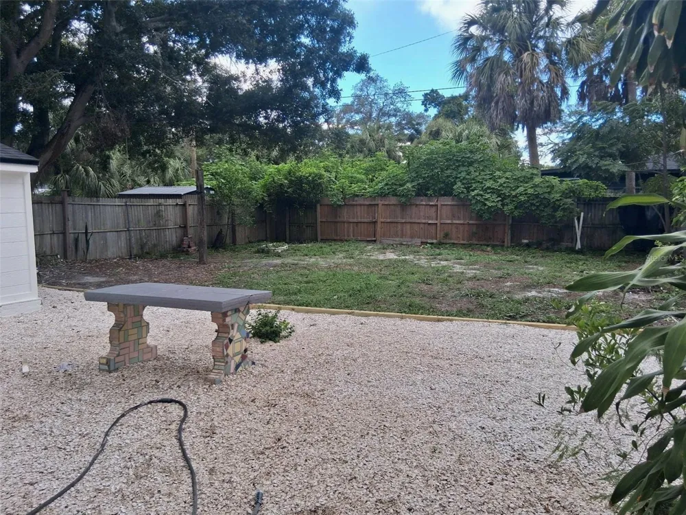 1617 43RD STREET S St Petersburg, FL 33711