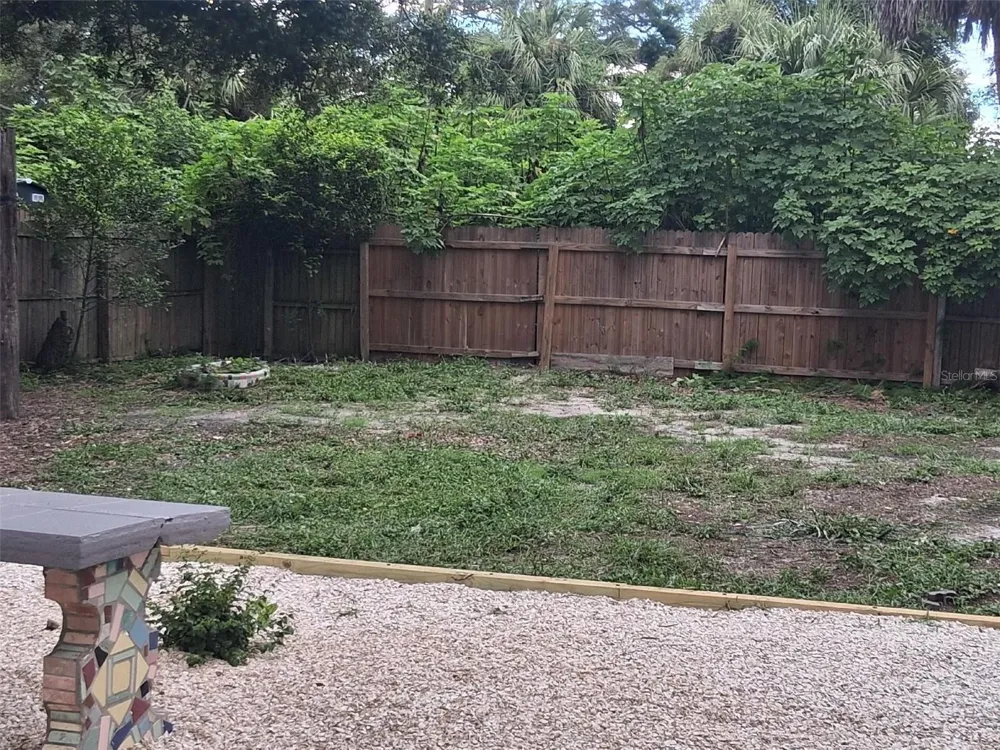 1617 43RD STREET S St Petersburg, FL 33711