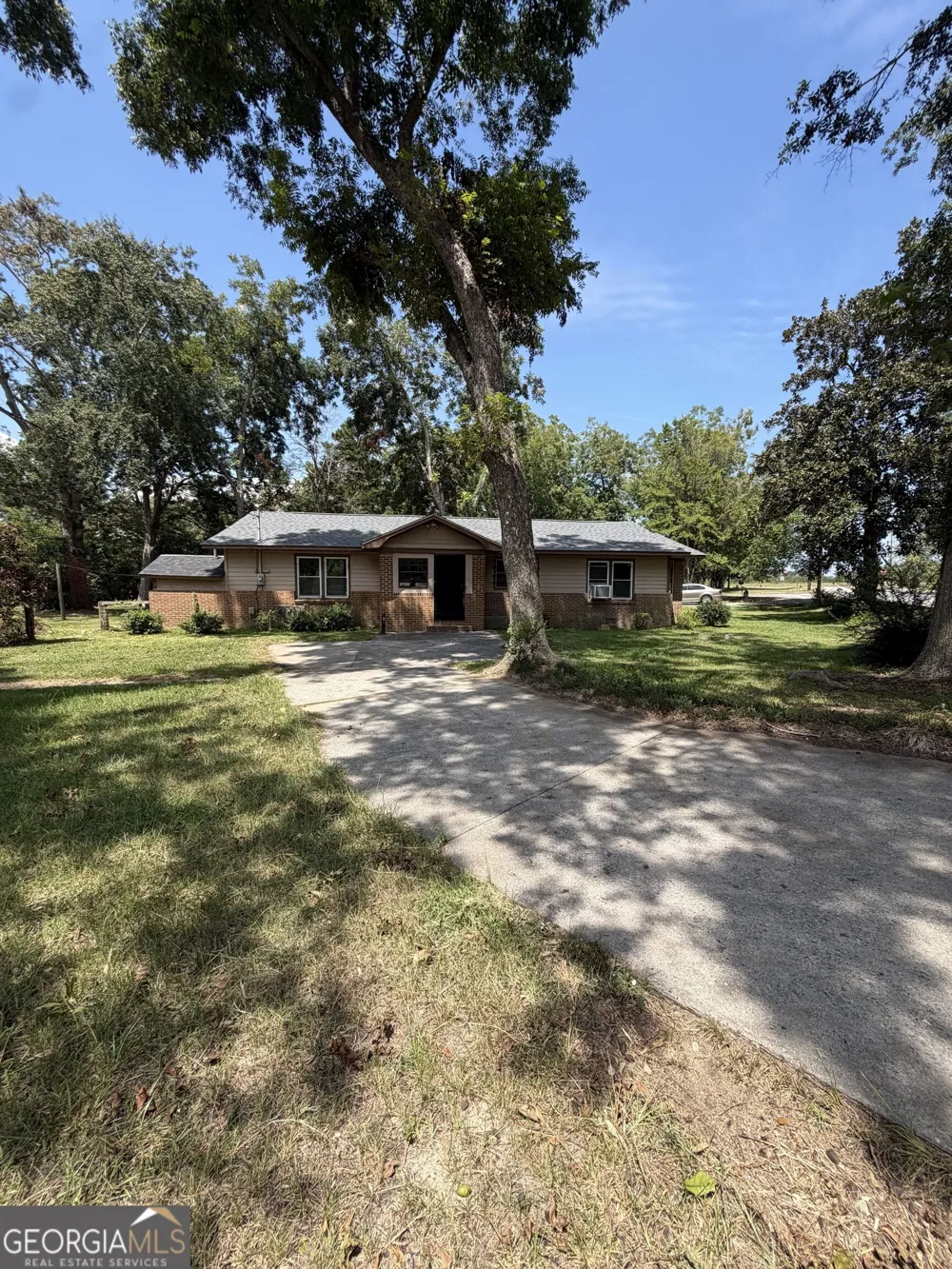 531 Smith ST Tennille, GA 31089