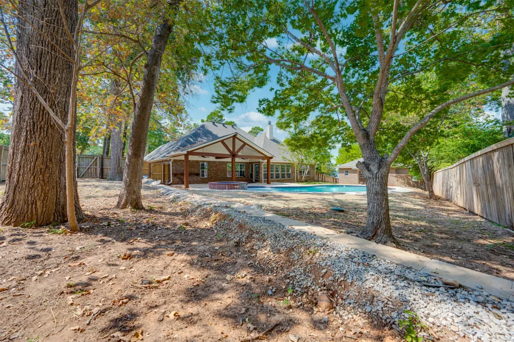 16502 Caddo Trail Bullard, TX 75757