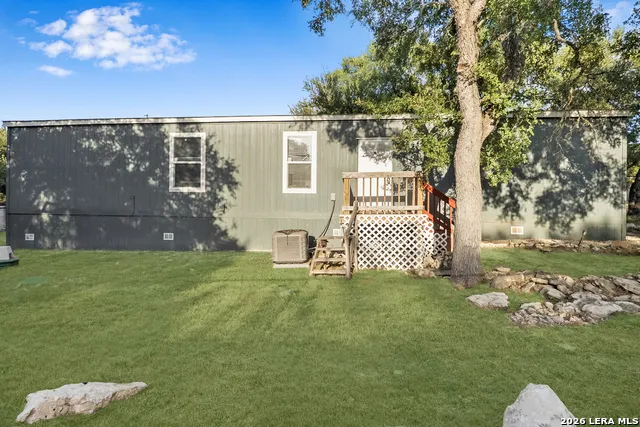 2813 WESTERN SKIES DR Spring Branch, TX 78070