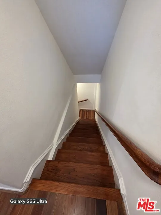 5242 Vesper Avenue #8 Los Angeles, CA 91411