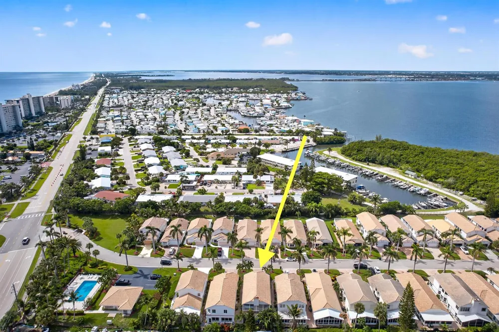 120 PEPPER LANE Jensen Beach, FL 34957