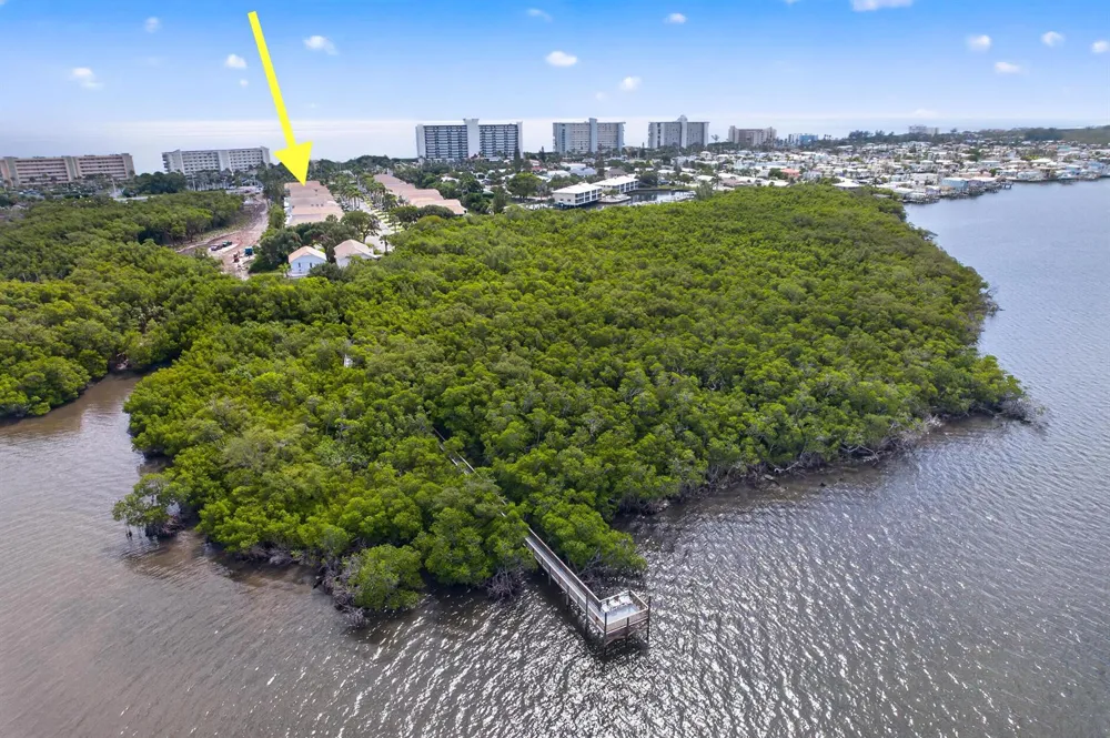 120 PEPPER LANE Jensen Beach, FL 34957