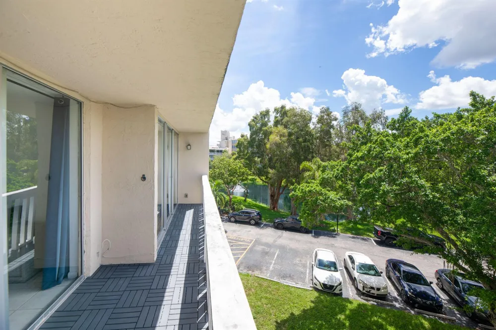 7081 Environ Boulevard #343 Lauderhill, FL 33319