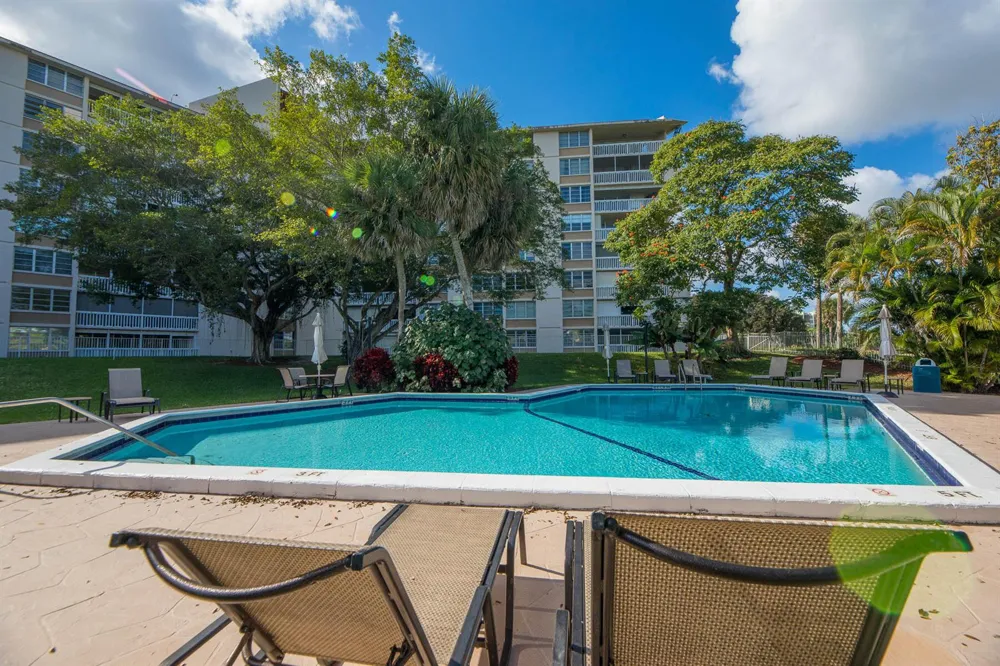 7081 Environ Boulevard #343 Lauderhill, FL 33319