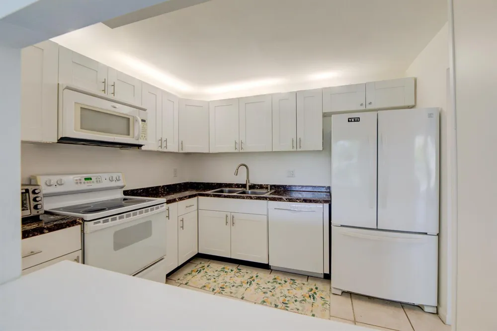7081 Environ Boulevard #343 Lauderhill, FL 33319