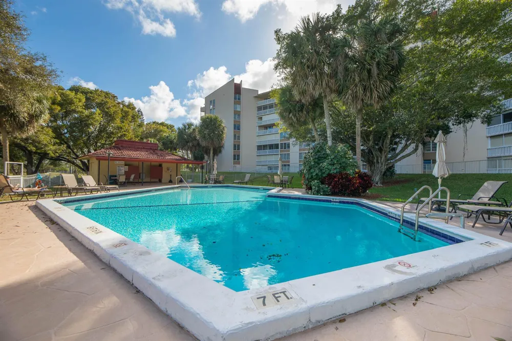 7081 Environ Boulevard #343 Lauderhill, FL 33319