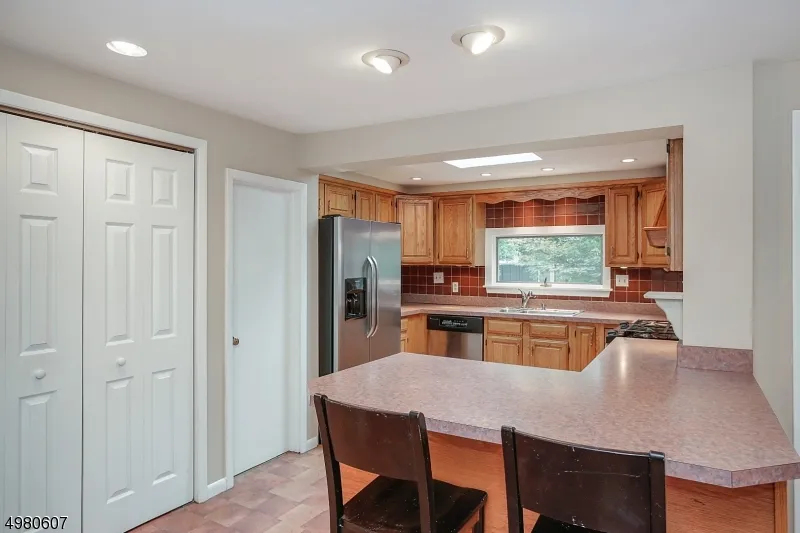 30 E Young St Somerville, NJ 08876