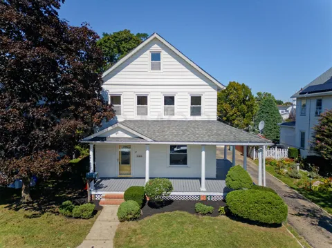 12 Vine Street