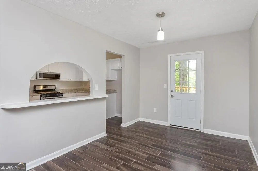 2153 Cherokee Valley CIR Lithonia, GA 30058