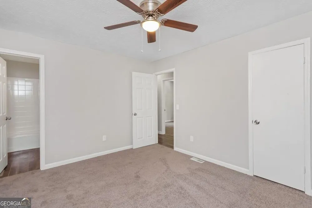 2153 Cherokee Valley CIR Lithonia, GA 30058