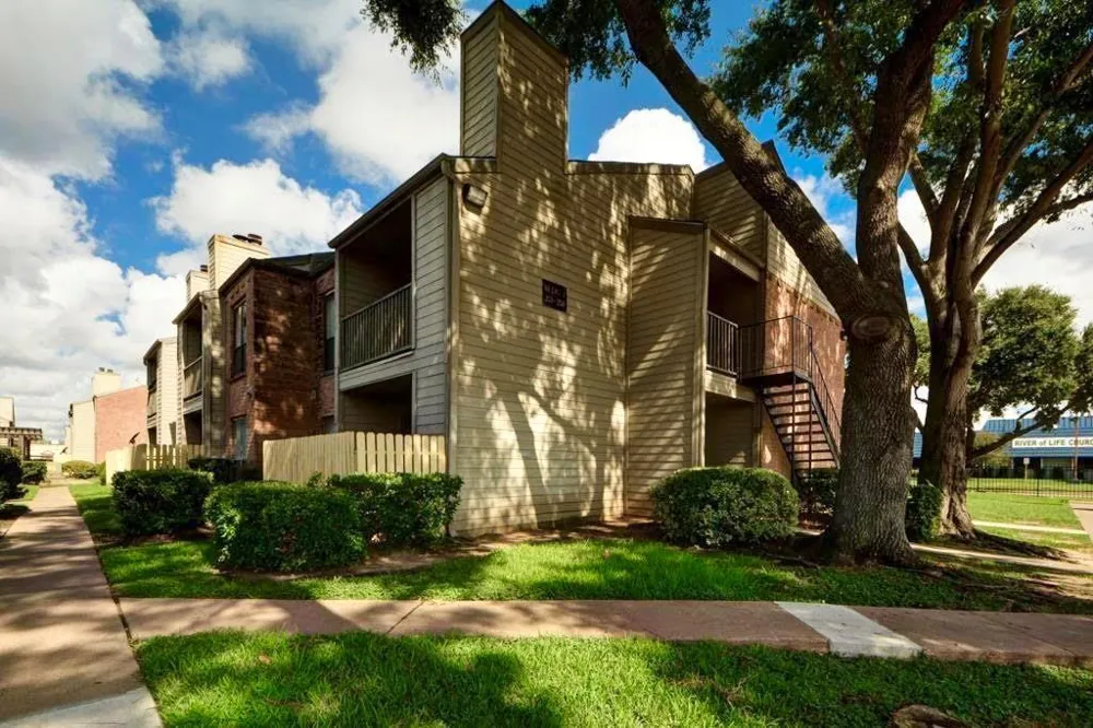 16111 Aspenglen Drive #306 Houston, TX 77084