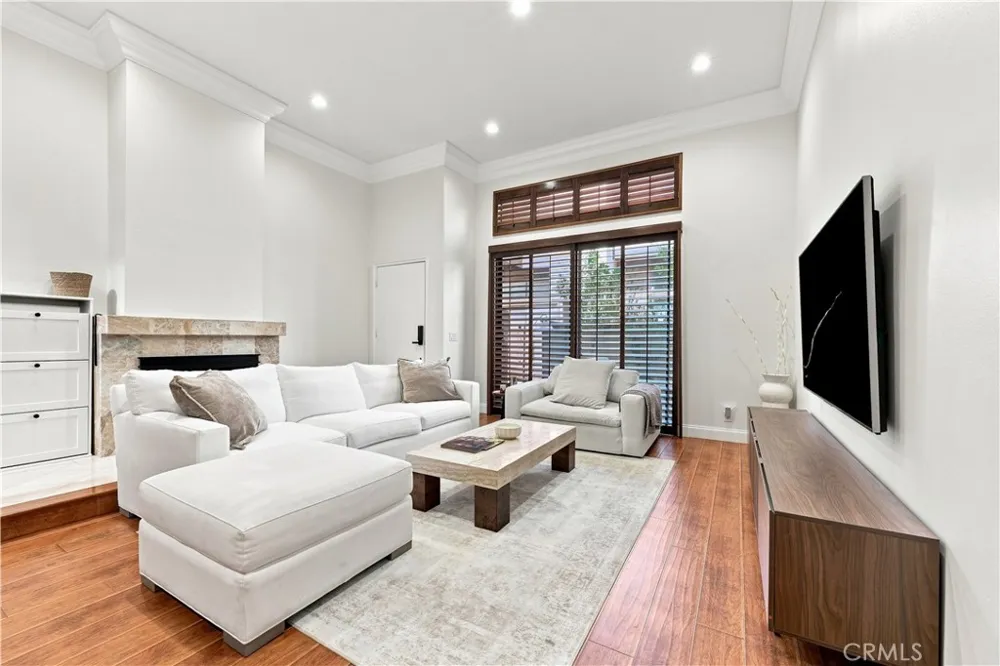 1349 Columbus #4 Glendale, CA 91202