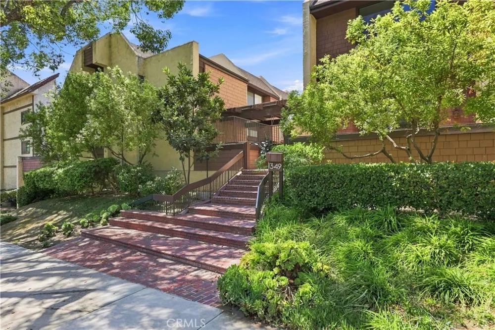 1349 Columbus #4 Glendale, CA 91202