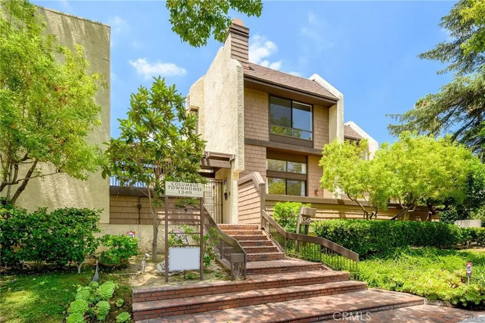 1349 Columbus #4 Glendale, CA 91202