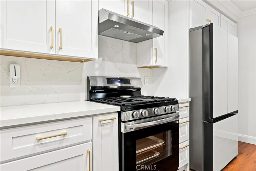 1349 Columbus #4 Glendale, CA 91202