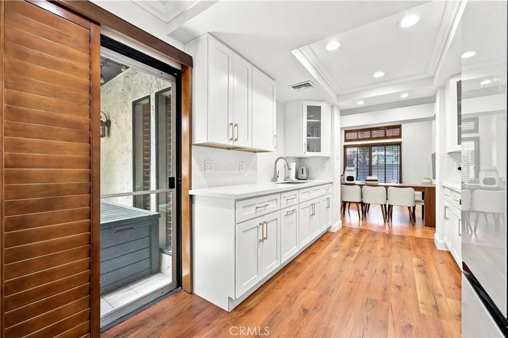 1349 Columbus #4 Glendale, CA 91202