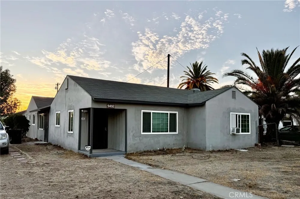9492 Evergreen Fontana, CA 92335