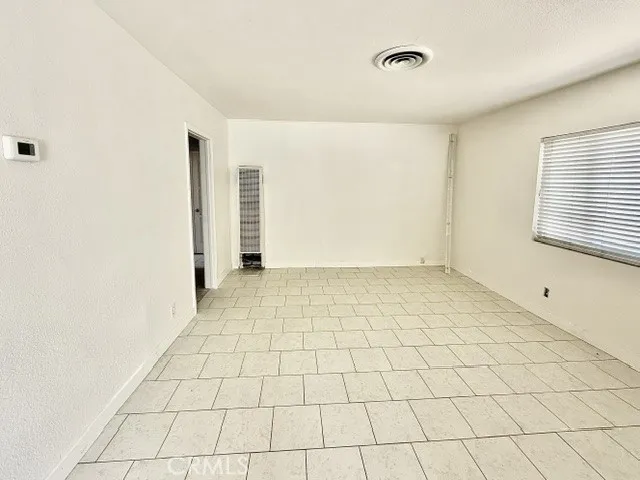 9492 Evergreen Fontana, CA 92335