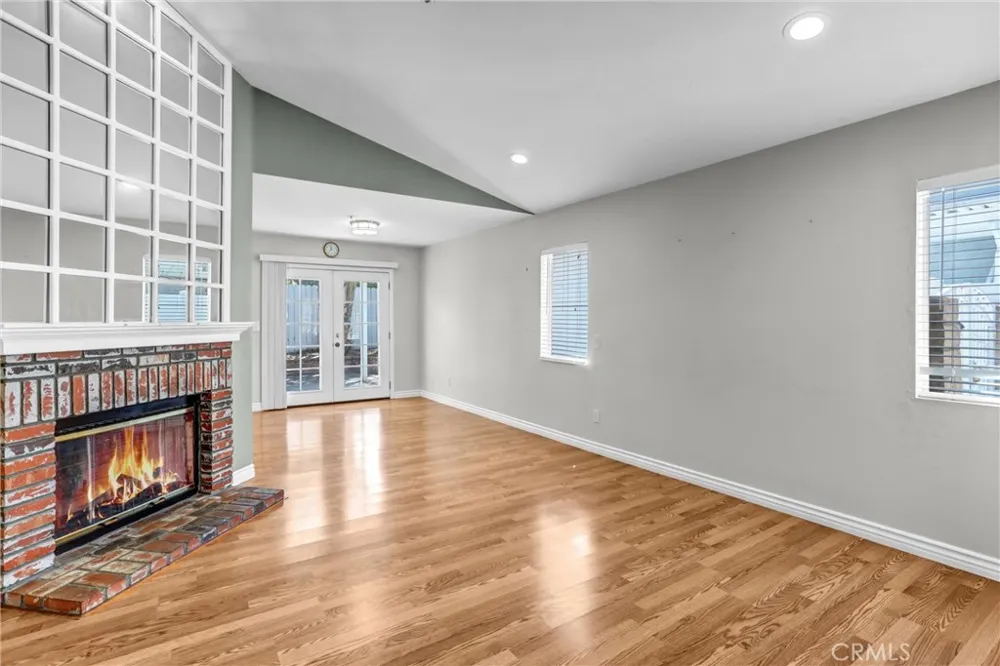 8073 Dowd Court Fontana, CA 92336