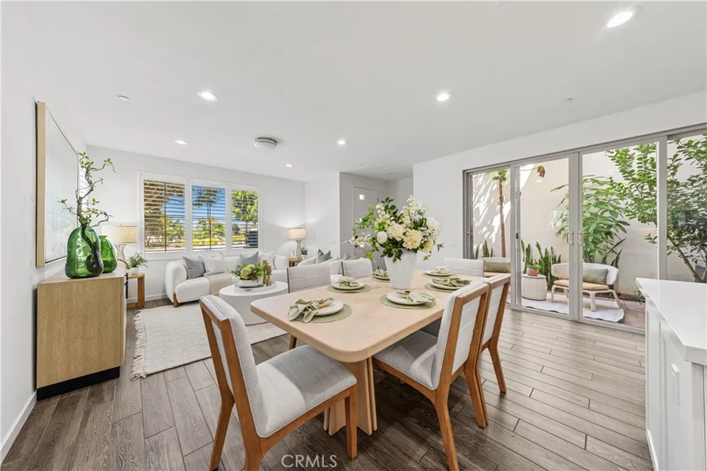 130 Modjeska Irvine, CA 92618