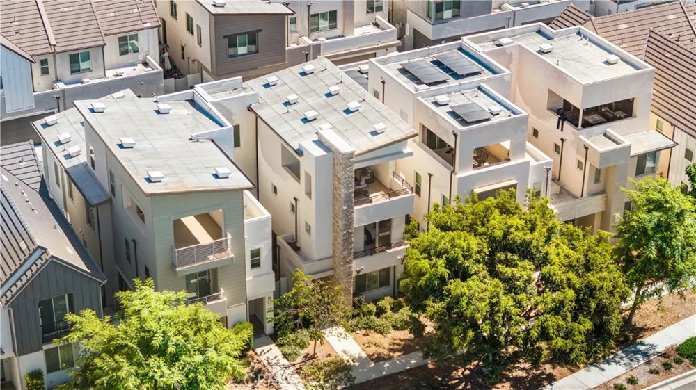 130 Modjeska Irvine, CA 92618