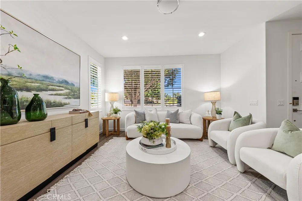 130 Modjeska Irvine, CA 92618