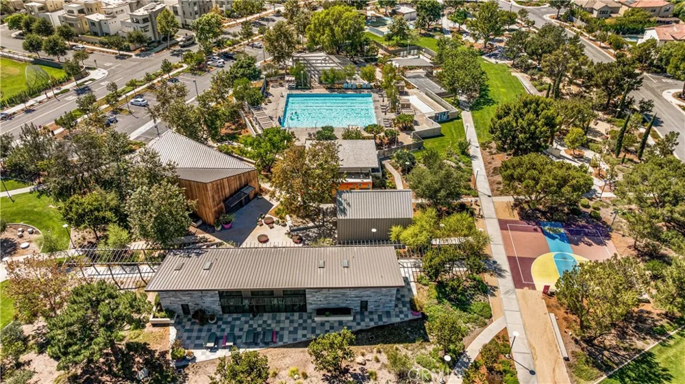 130 Modjeska Irvine, CA 92618