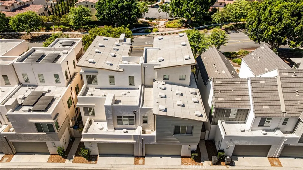 130 Modjeska Irvine, CA 92618