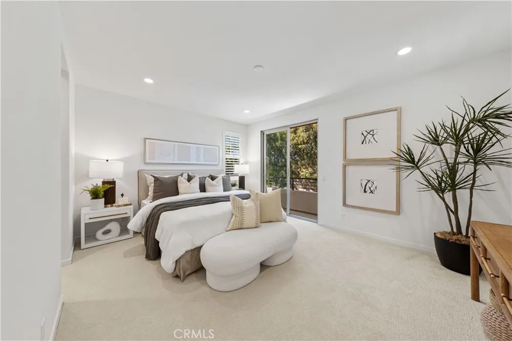 130 Modjeska Irvine, CA 92618