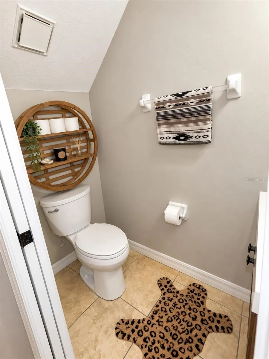 11180 WINDSOR PLACE CIRCLE Tampa, FL 33626