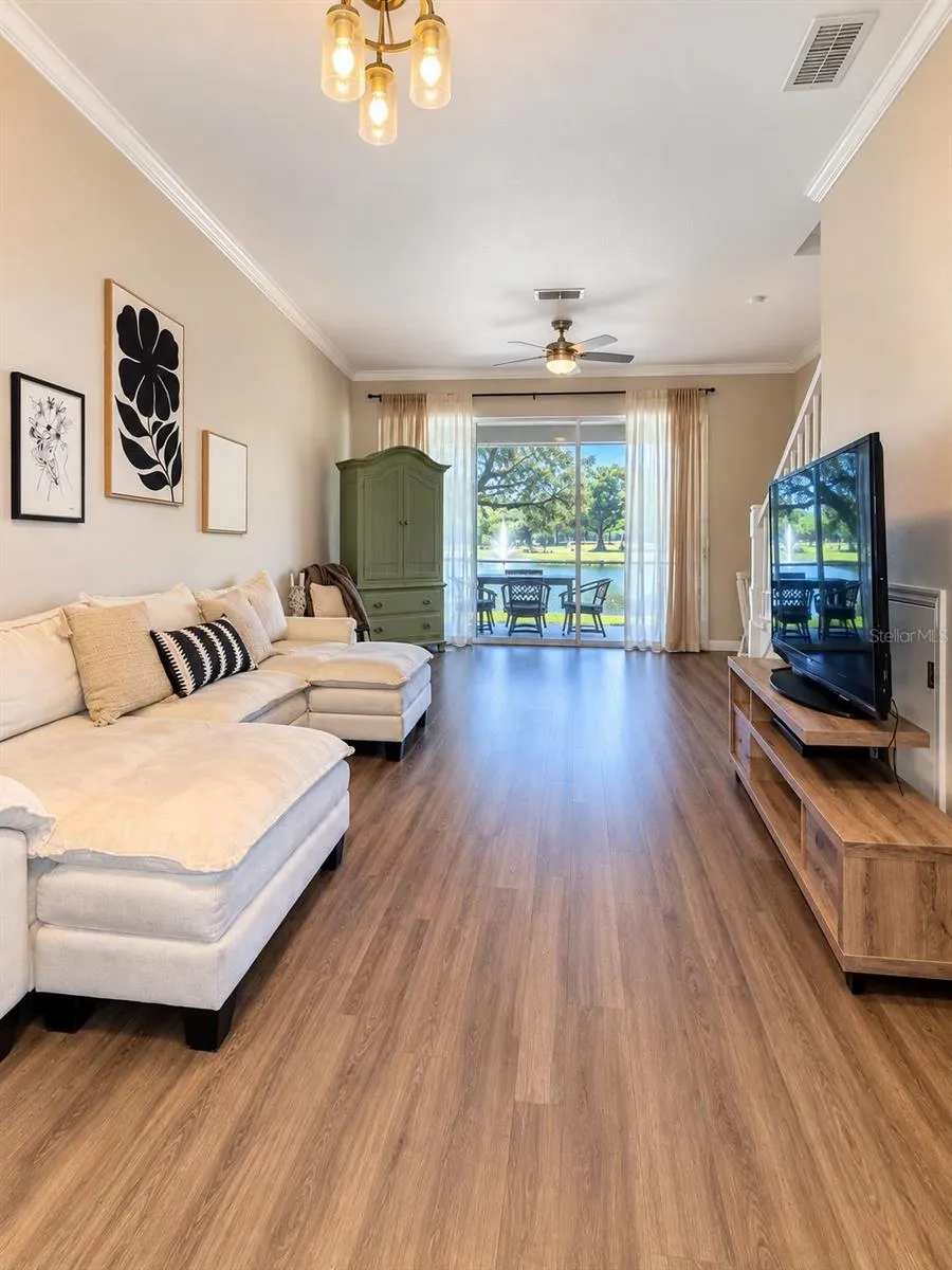 11180 WINDSOR PLACE CIRCLE Tampa, FL 33626