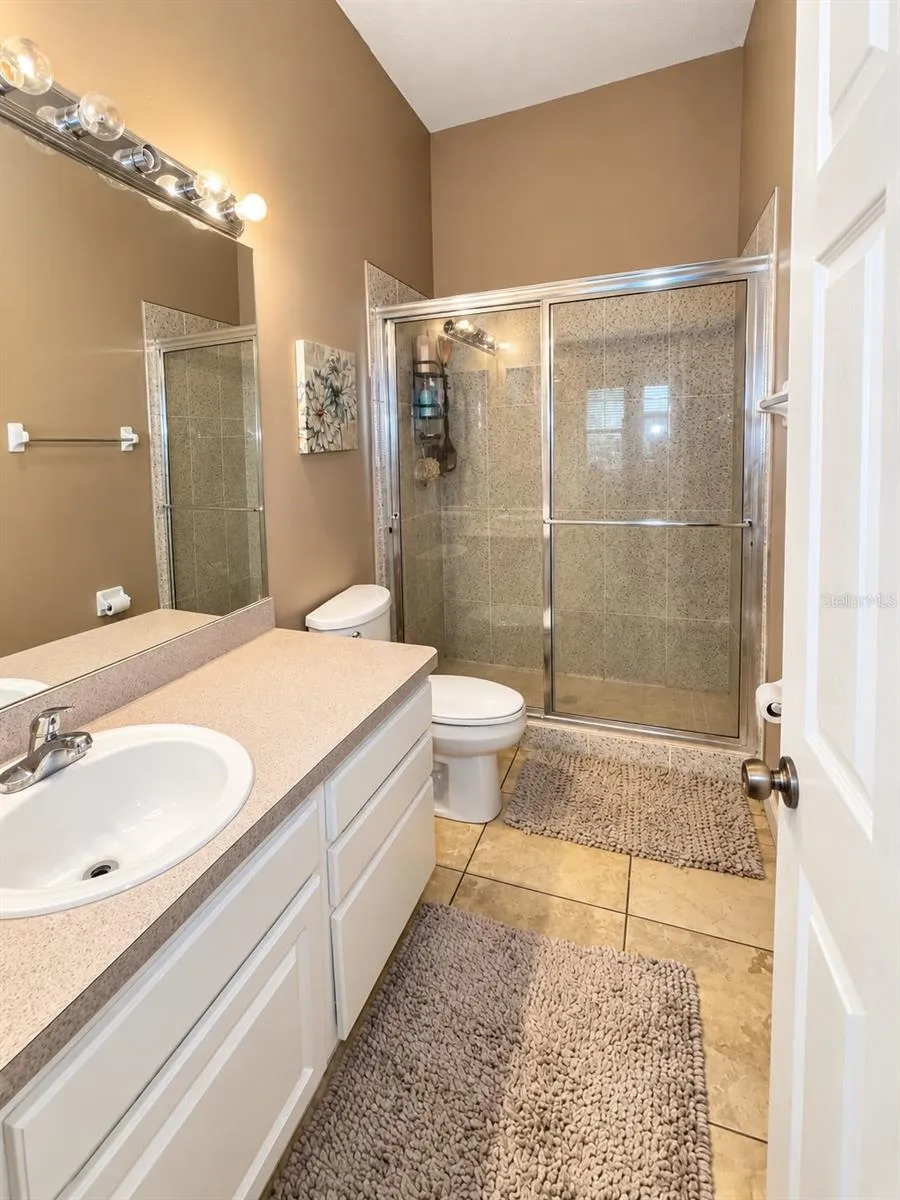 11180 WINDSOR PLACE CIRCLE Tampa, FL 33626