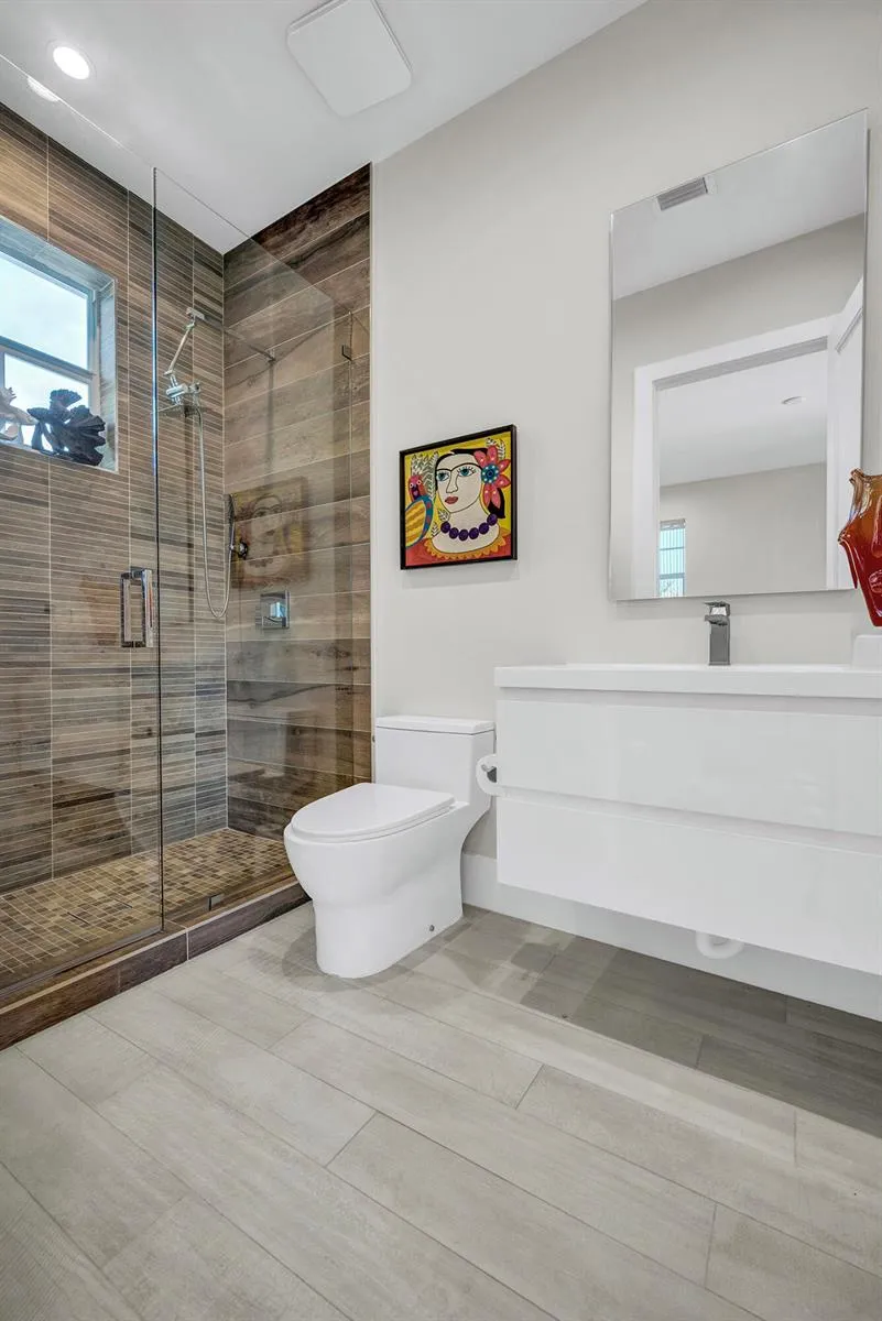 216 NW 11TH STREET Boca Raton, FL 33432
